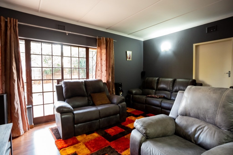 4 Bedroom Property for Sale in Ravensklip Gauteng