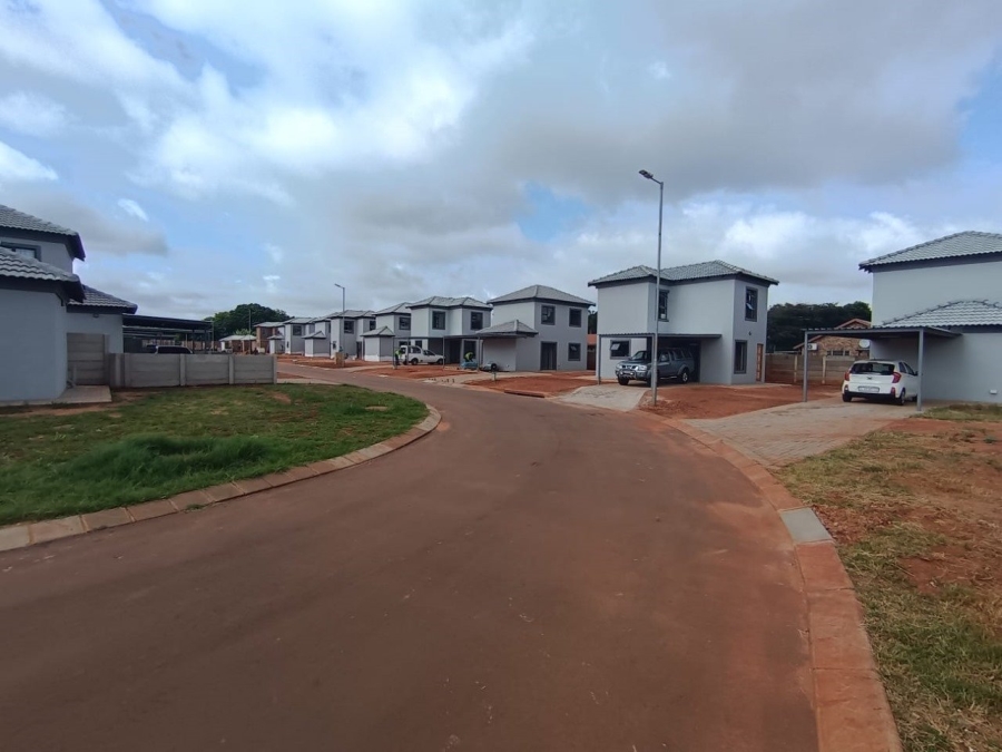 3 Bedroom Property for Sale in Eldorette Gauteng