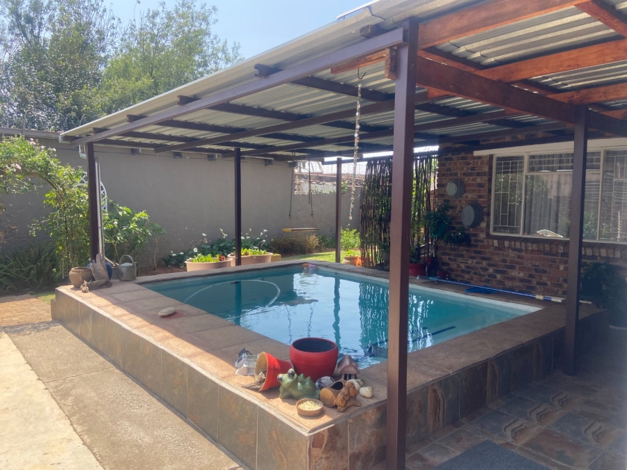 3 Bedroom Property for Sale in Krugersdorp West Gauteng