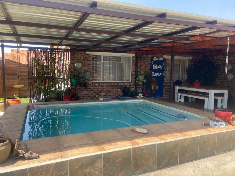 3 Bedroom Property for Sale in Krugersdorp West Gauteng