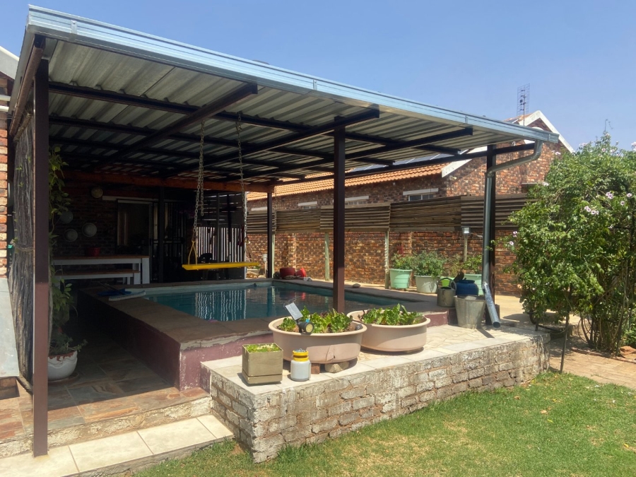 3 Bedroom Property for Sale in Krugersdorp West Gauteng