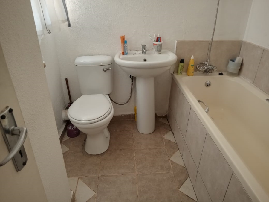 3 Bedroom Property for Sale in Ridgeway Gauteng