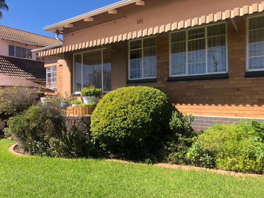 5 Bedroom Property for Sale in Orange Grove Gauteng