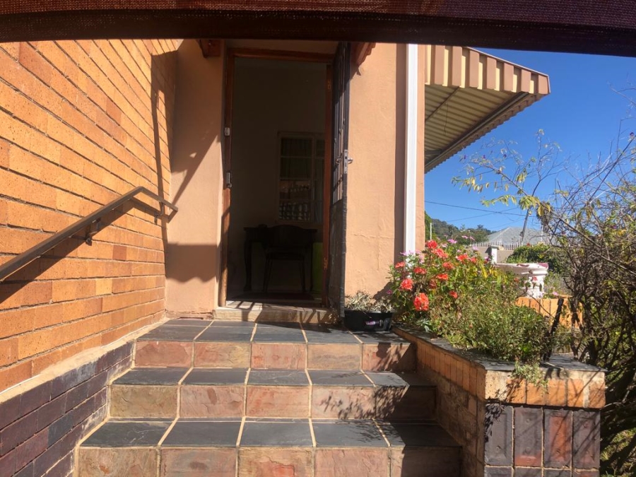 5 Bedroom Property for Sale in Orange Grove Gauteng