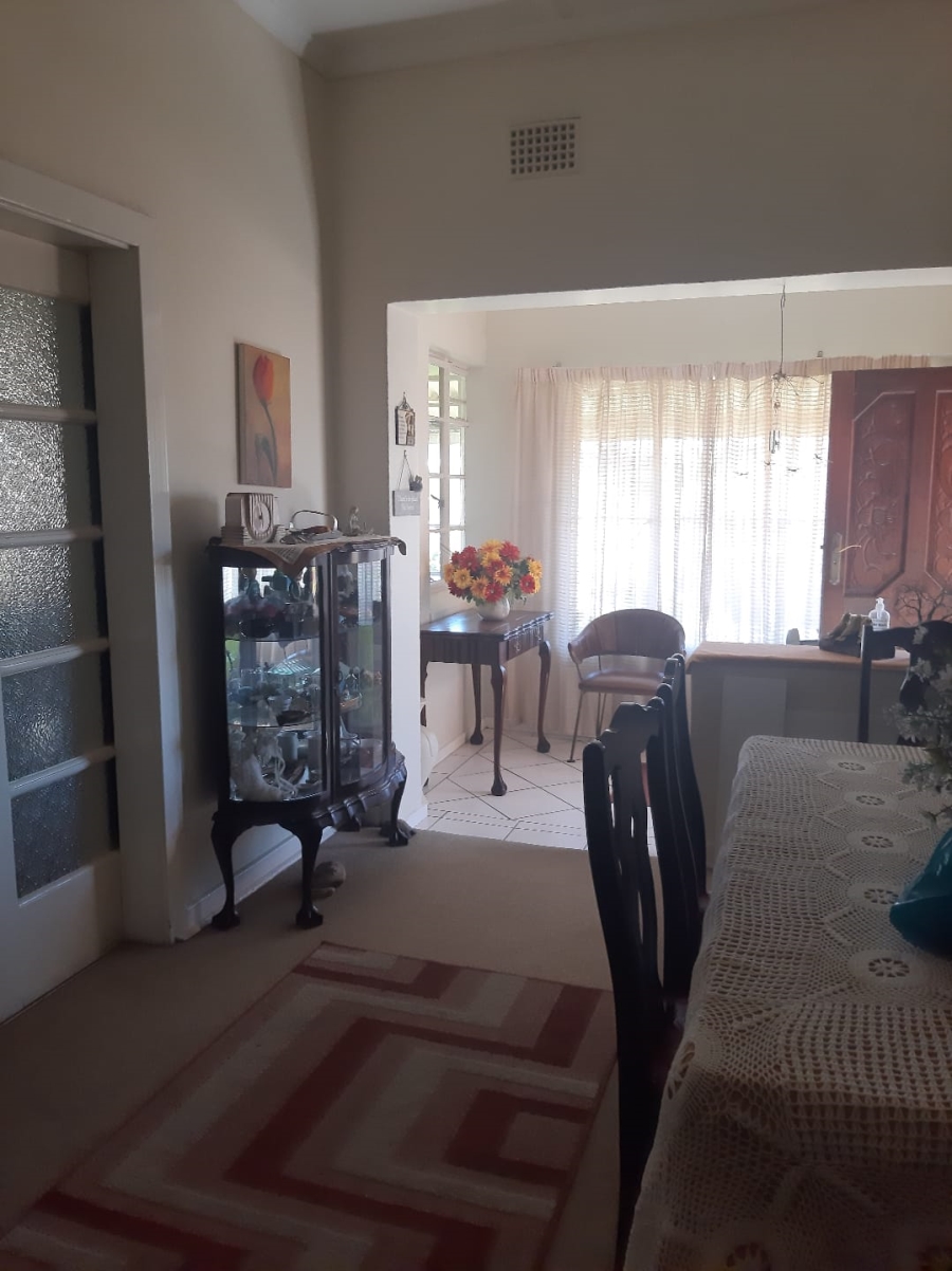 5 Bedroom Property for Sale in Orange Grove Gauteng