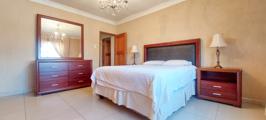 4 Bedroom Property for Sale in Lenasia Ext 6 Gauteng