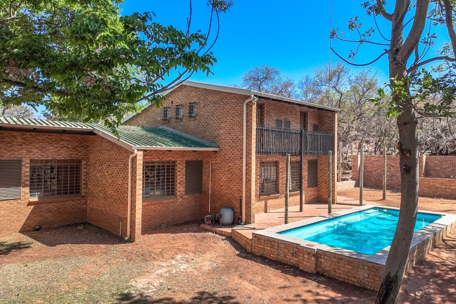 5 Bedroom Property for Sale in Boekenhoutskloof and surround Gauteng