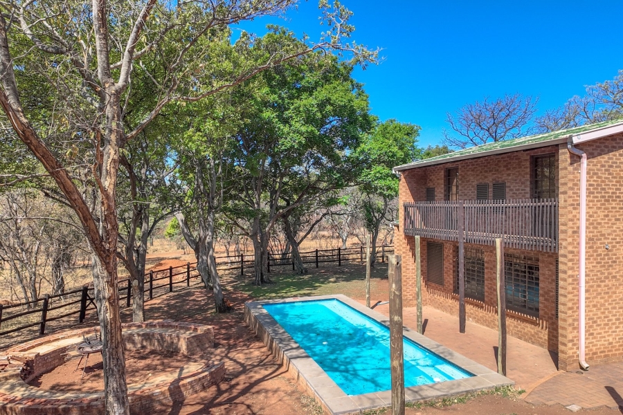 5 Bedroom Property for Sale in Boekenhoutskloof and surround Gauteng