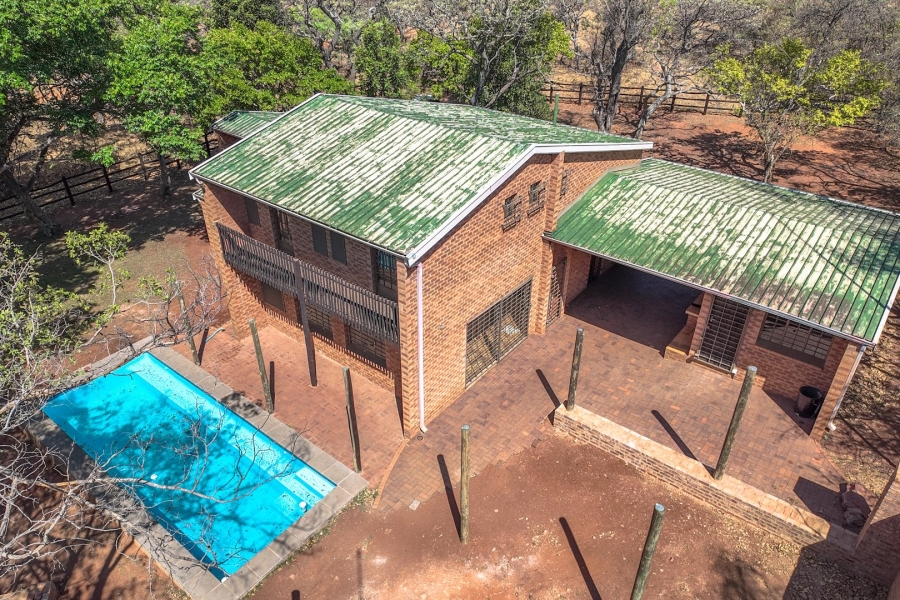 5 Bedroom Property for Sale in Boekenhoutskloof and surround Gauteng