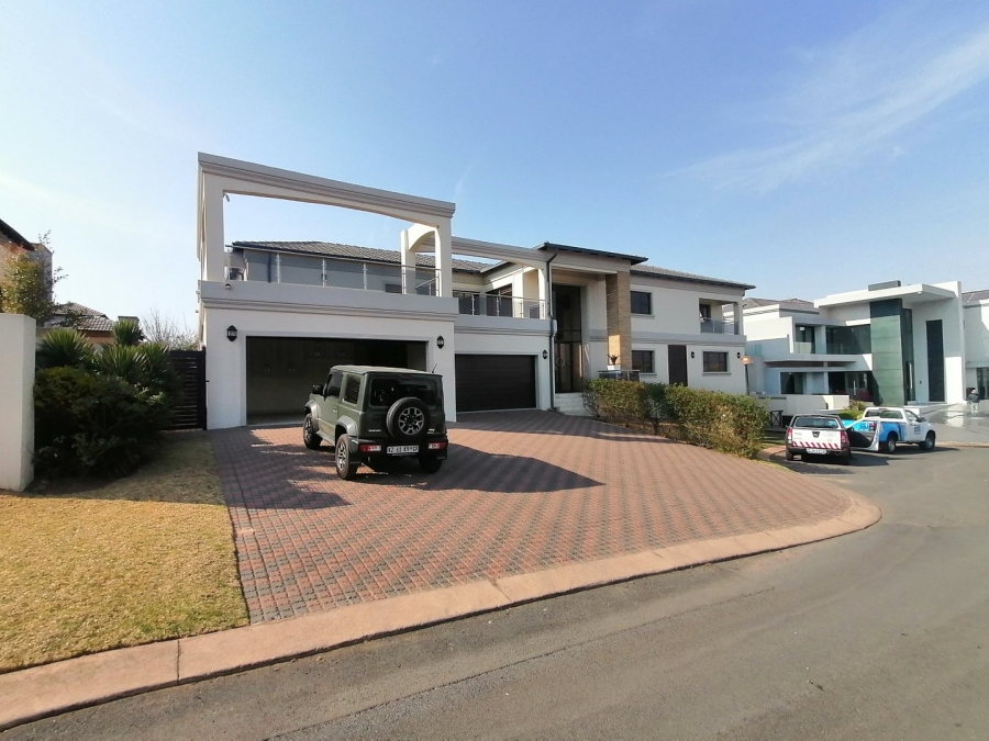 6 Bedroom Property for Sale in Blue Valley Golf Estate Gauteng