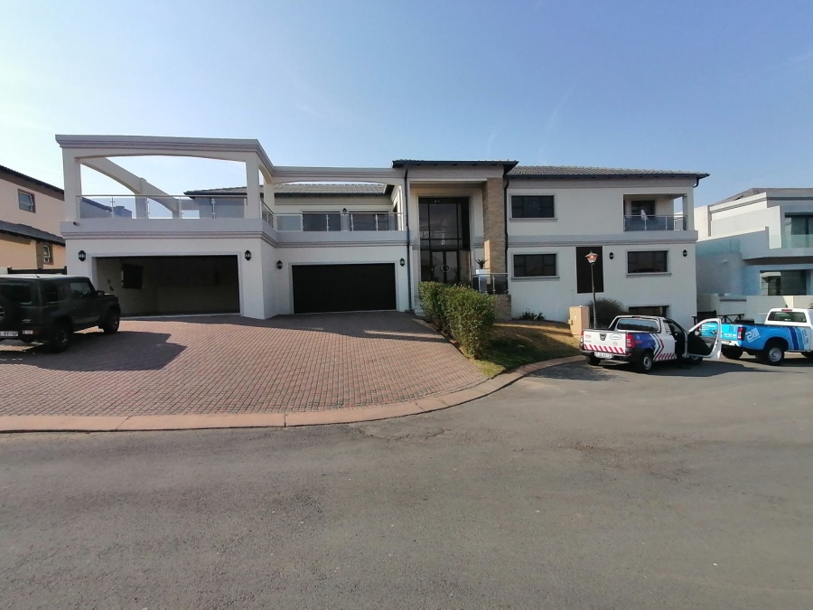 6 Bedroom Property for Sale in Blue Valley Golf Estate Gauteng