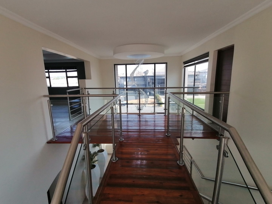 6 Bedroom Property for Sale in Blue Valley Golf Estate Gauteng