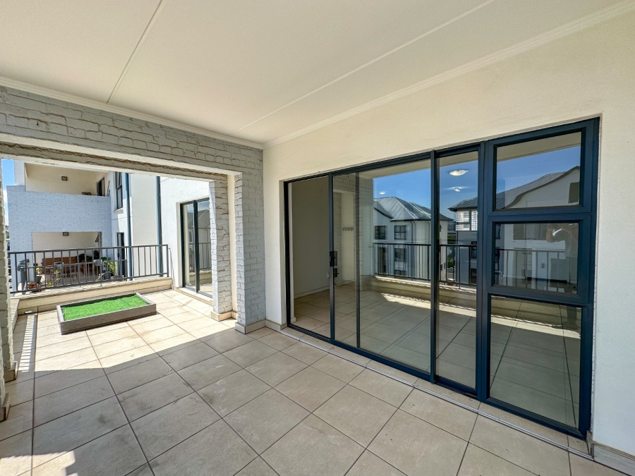 2 Bedroom Property for Sale in Greenstone Hill Gauteng