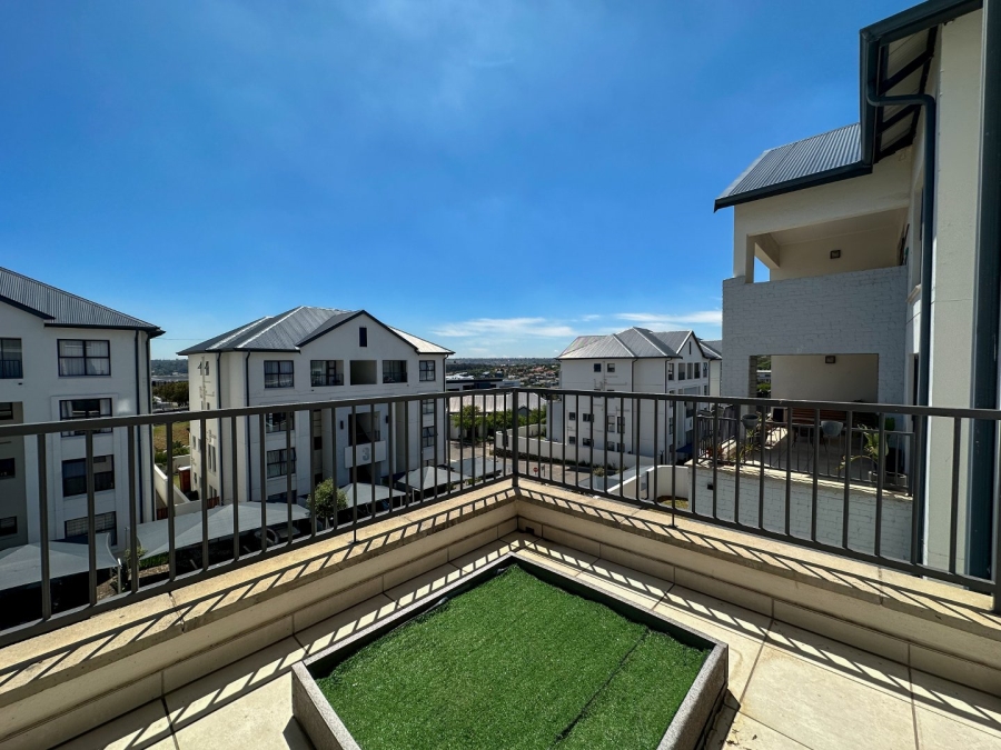 2 Bedroom Property for Sale in Greenstone Hill Gauteng