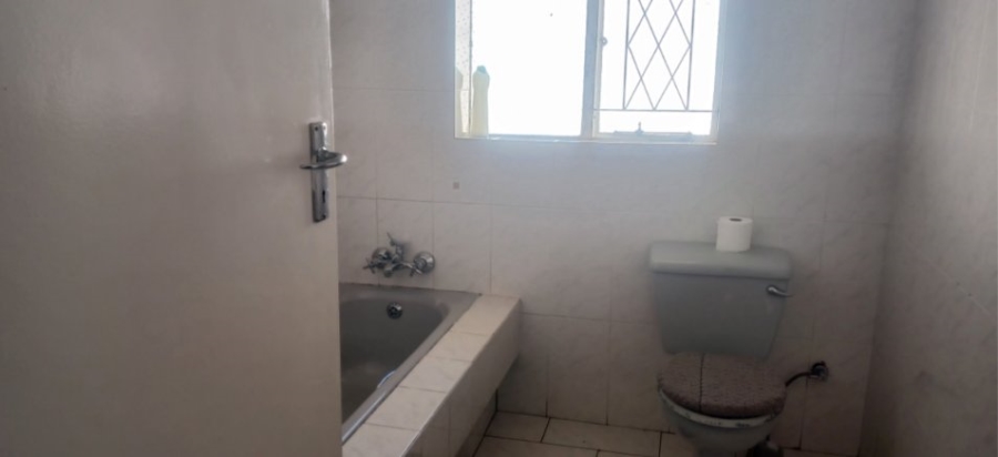 3 Bedroom Property for Sale in Lombardy East Gauteng