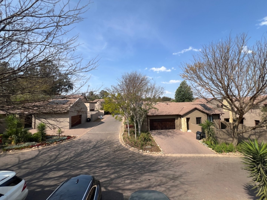 To Let 3 Bedroom Property for Rent in Fourways Gauteng