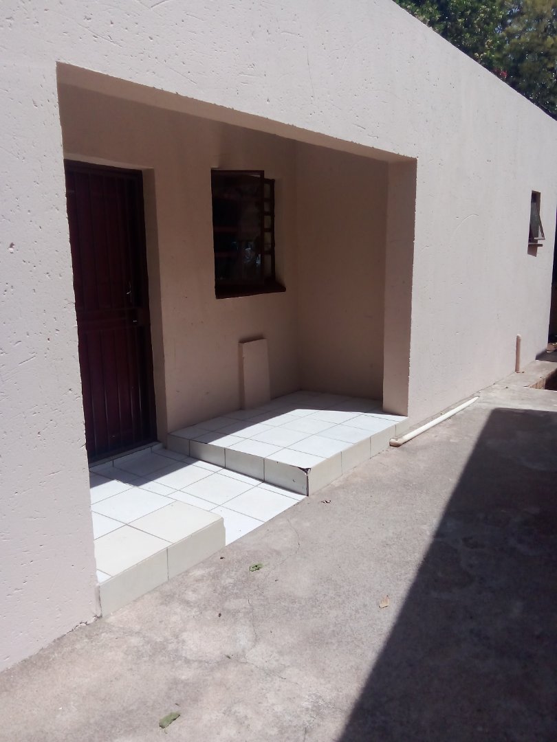 7 Bedroom Property for Sale in Westdene Gauteng