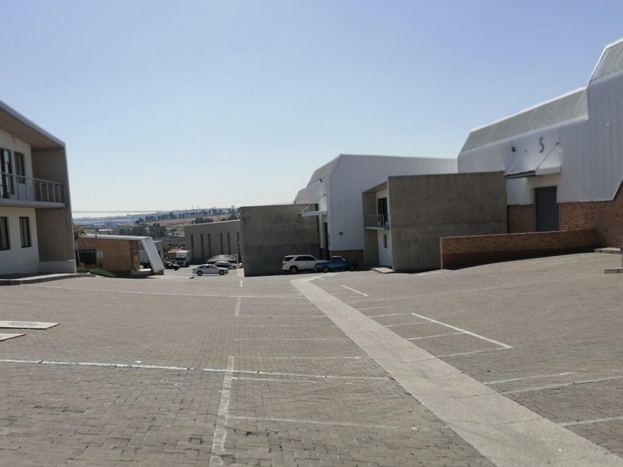 To Let commercial Property for Rent in Linbro Park Gauteng