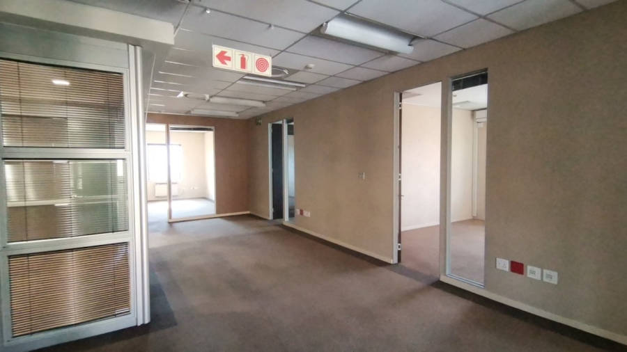 To Let commercial Property for Rent in St Andrews Gauteng