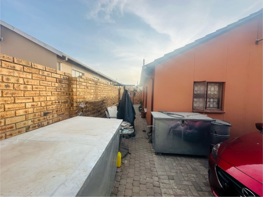 3 Bedroom Property for Sale in Cosmo City Gauteng