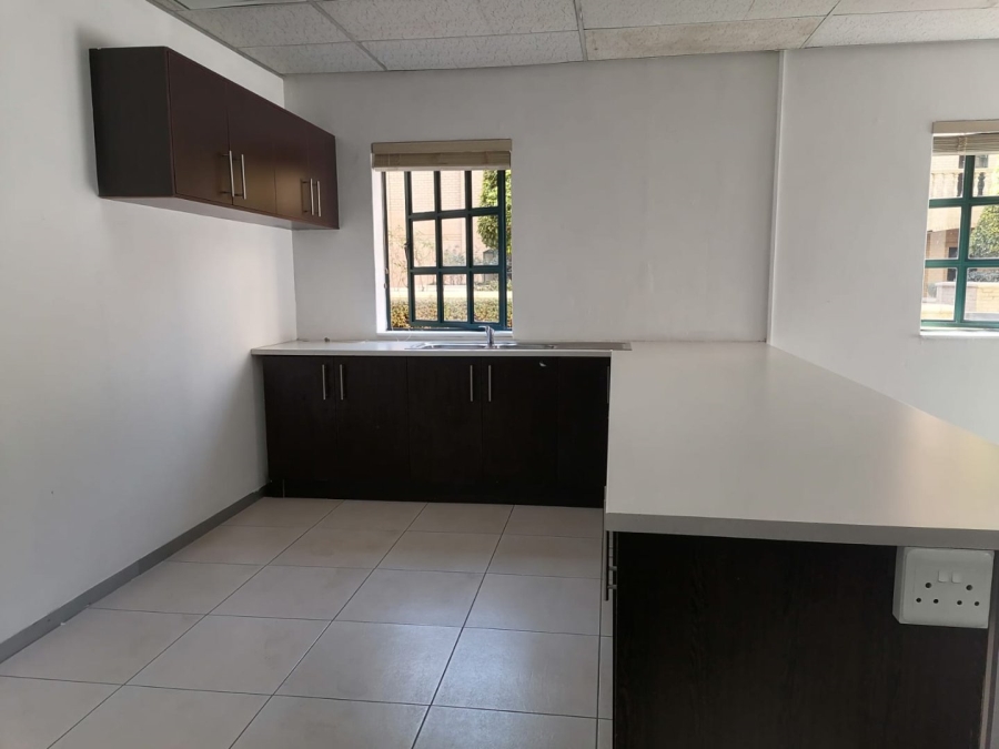 To Let commercial Property for Rent in Sunninghill Gauteng