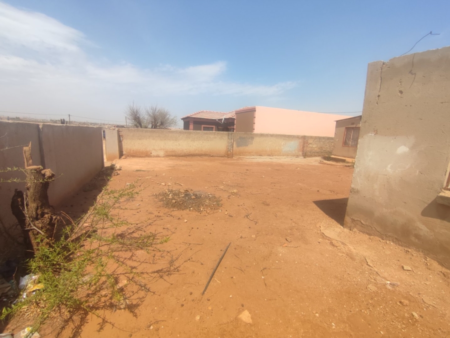 2 Bedroom Property for Sale in Etwatwa Gauteng