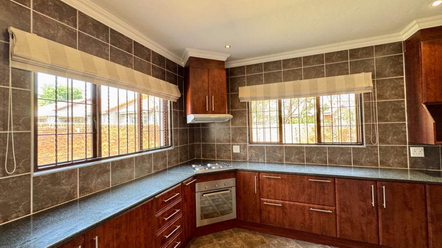 3 Bedroom Property for Sale in Pierre Van Ryneveld Gauteng