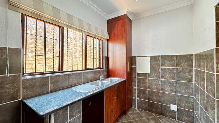 3 Bedroom Property for Sale in Pierre Van Ryneveld Gauteng