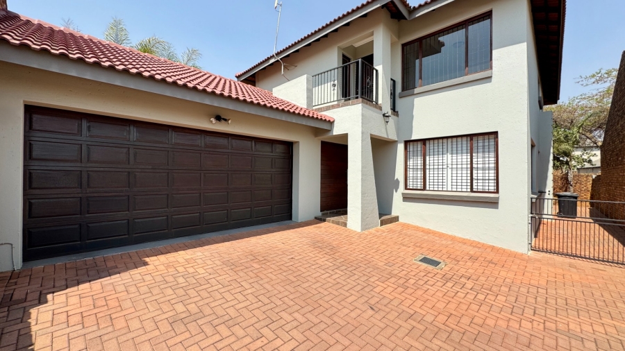 3 Bedroom Property for Sale in Pierre Van Ryneveld Gauteng