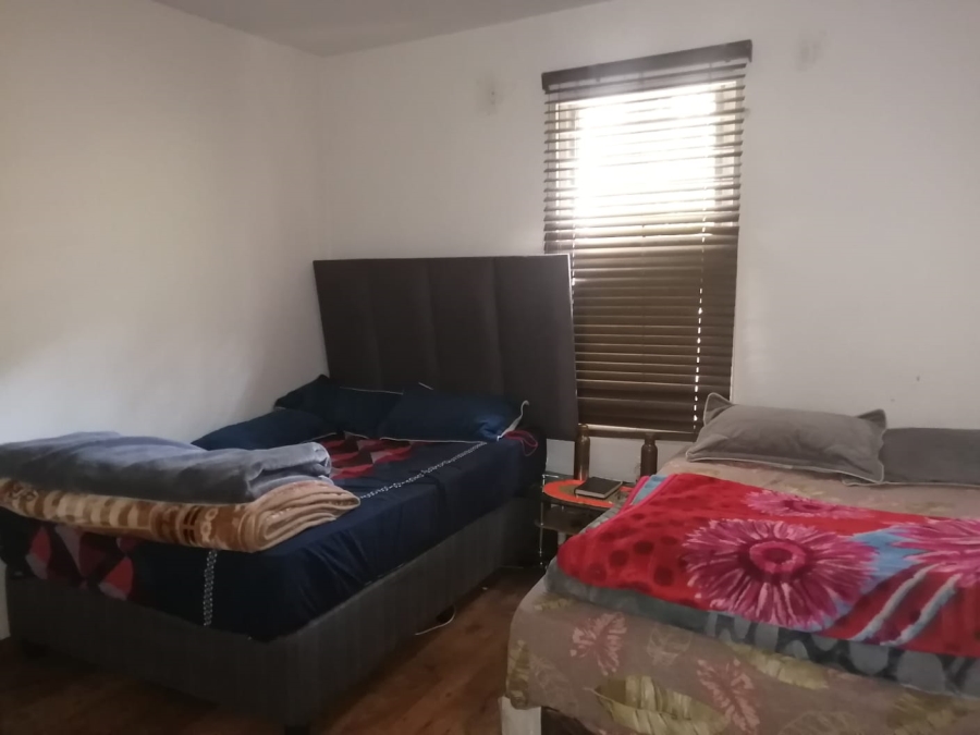 2 Bedroom Property for Sale in Glenanda Gauteng