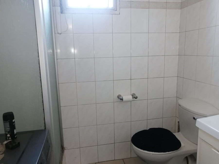 2 Bedroom Property for Sale in Glenanda Gauteng