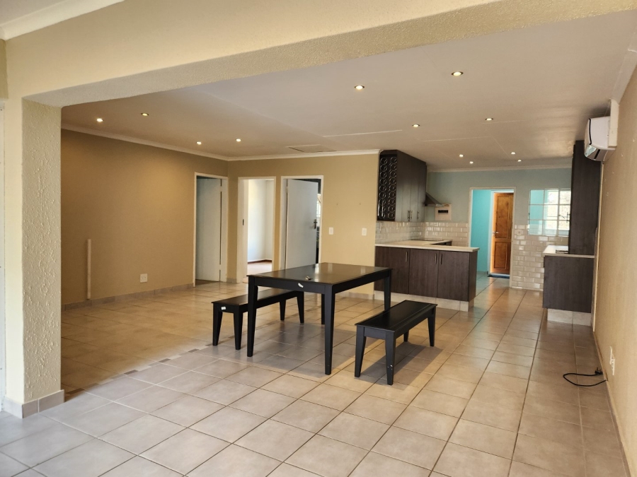 4 Bedroom Property for Sale in Marais Steyn Park Gauteng