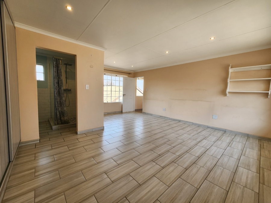 4 Bedroom Property for Sale in Marais Steyn Park Gauteng