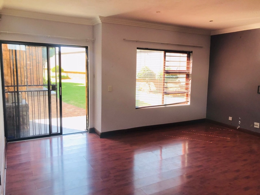 To Let 2 Bedroom Property for Rent in Bartlett Gauteng