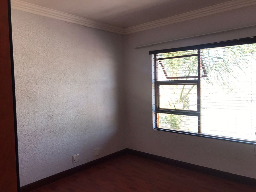 To Let 2 Bedroom Property for Rent in Bartlett Gauteng