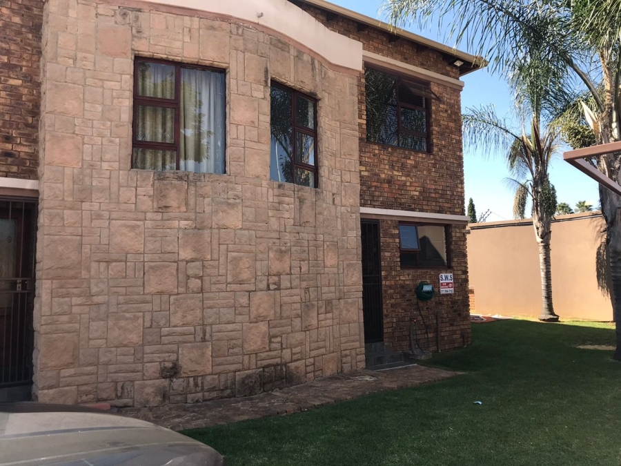 To Let 2 Bedroom Property for Rent in Bartlett Gauteng