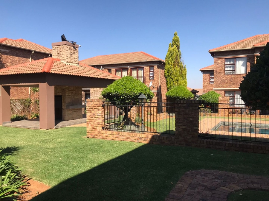 To Let 2 Bedroom Property for Rent in Bartlett Gauteng