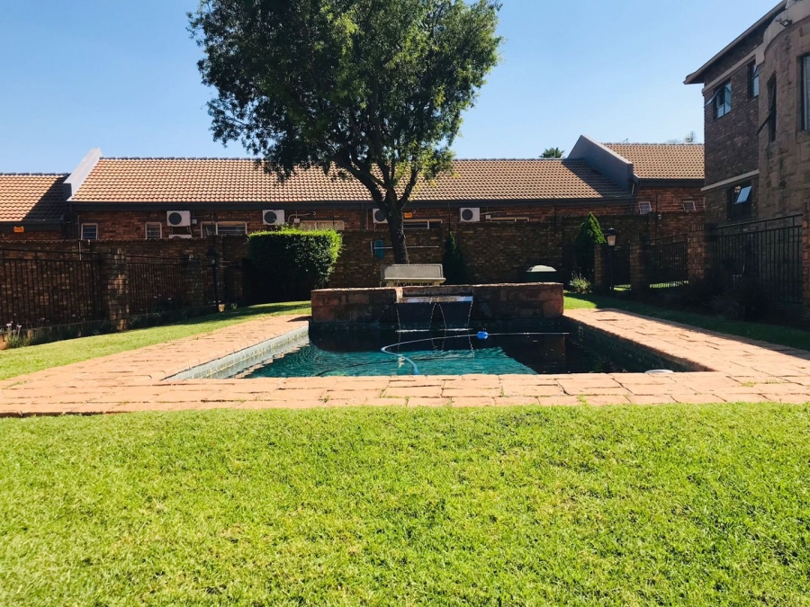 To Let 2 Bedroom Property for Rent in Bartlett Gauteng