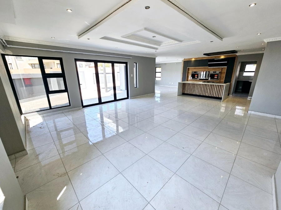 To Let 5 Bedroom Property for Rent in Kosmosdal Gauteng