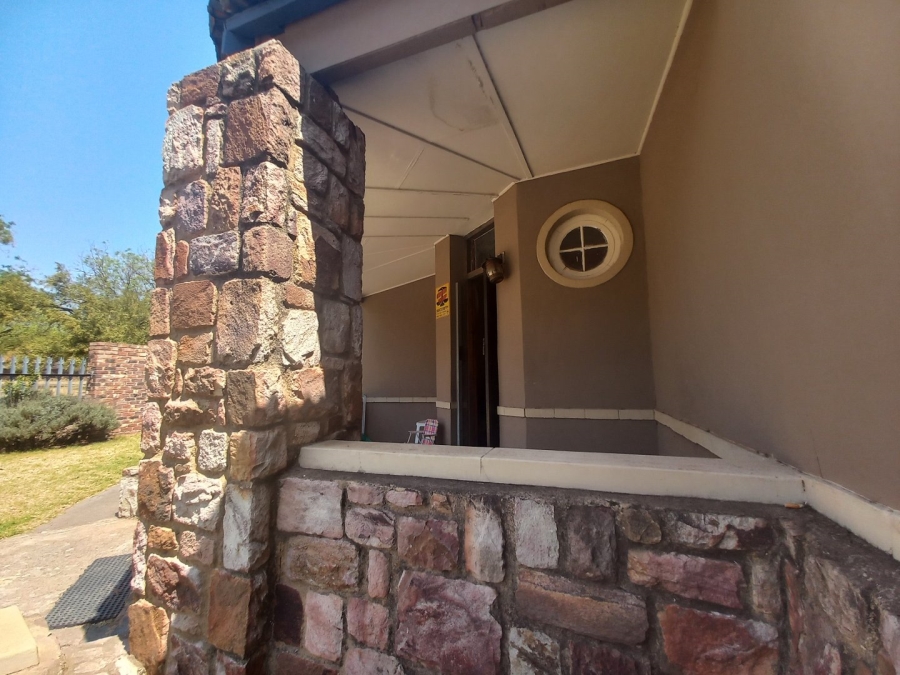 3 Bedroom Property for Sale in Heidelberg Proper Gauteng