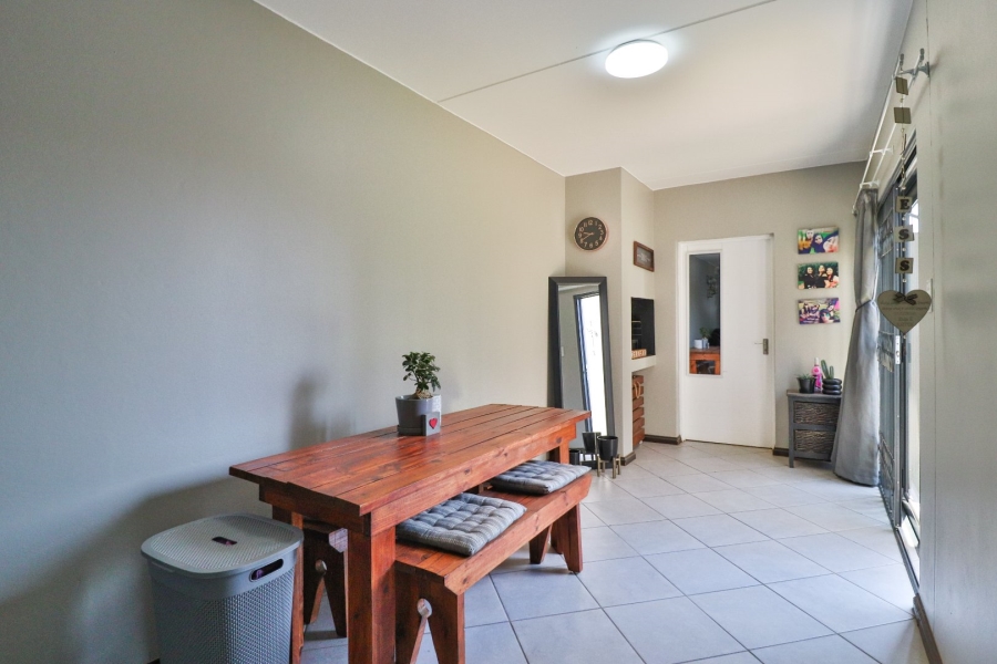 2 Bedroom Property for Sale in Norton Home Estate AH Gauteng