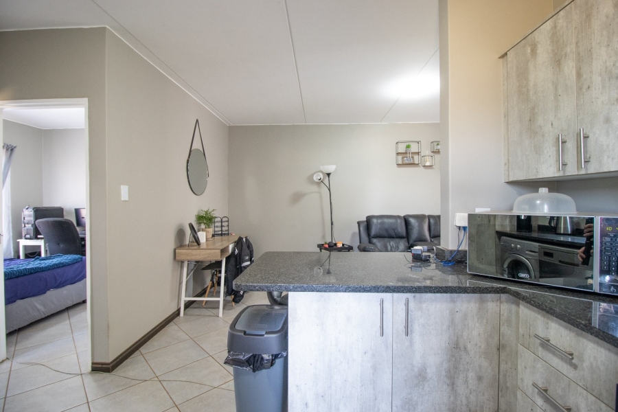 2 Bedroom Property for Sale in Norton Home Estate AH Gauteng