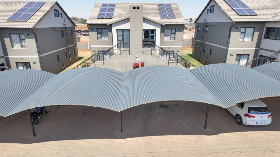 2 Bedroom Property for Sale in Norton Home Estate AH Gauteng