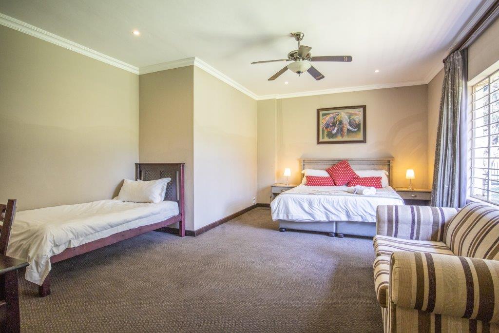 12 Bedroom Property for Sale in Dinokeng Game Reserve Gauteng
