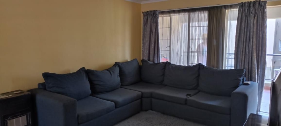 2 Bedroom Property for Sale in Meredale Gauteng