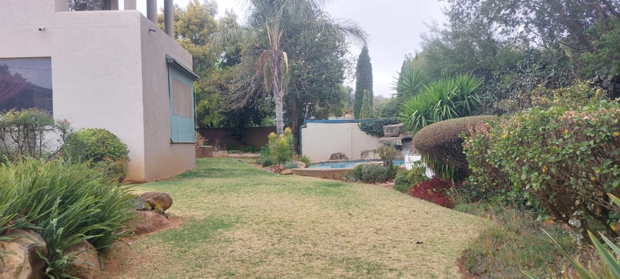 3 Bedroom Property for Sale in Mulbarton Gauteng