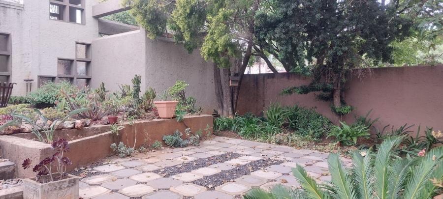 3 Bedroom Property for Sale in Mulbarton Gauteng