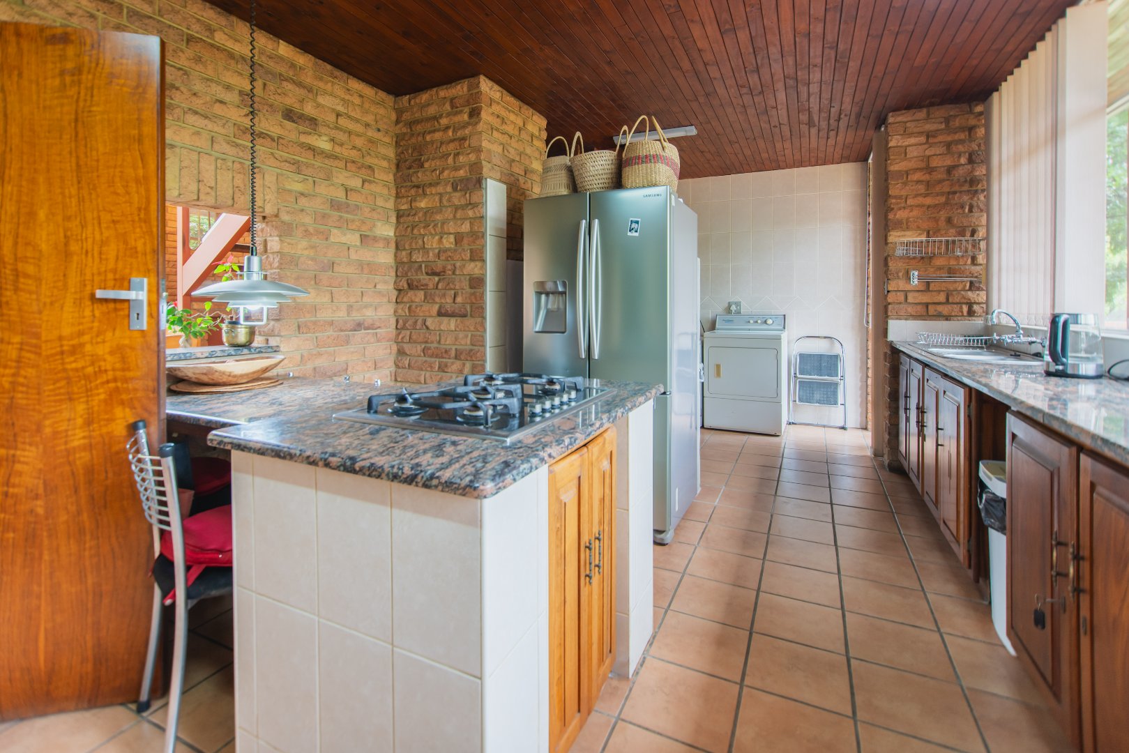 5 Bedroom Property for Sale in Faerie Glen Gauteng