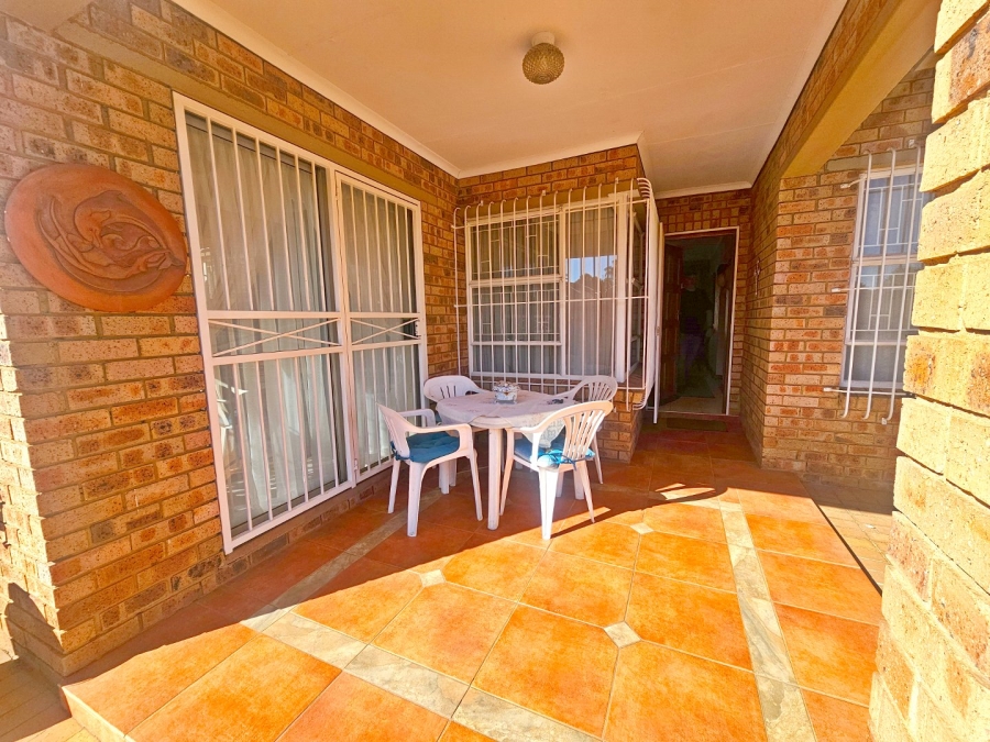 2 Bedroom Property for Sale in Parkrand Gauteng