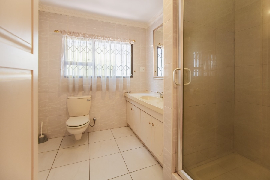 4 Bedroom Property for Sale in Faerie Glen Gauteng